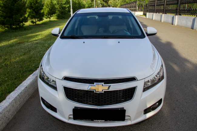 Накладки на фары (реснички) фигурные var №1 для Chevrolet Cruze (2008-2014) Накладки на фары (реснички) фигурные var №1 для Chevrolet Cruze (2008-2014)