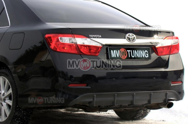 Диффузор заднего бампера var №1 (под окраску) для Toyota Camry XV50 (2012-2014)