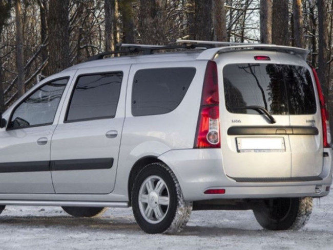 Спойлер "АртФорм" (в цвет автомобиля) LADA Largus (2012-н.в.)