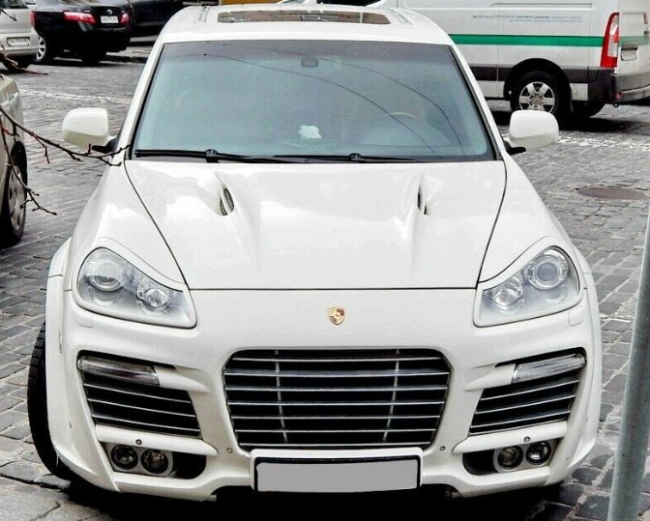 Накладки на фары (реснички) для Porsche Cayenne 957 (2002-2009)