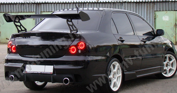 Корпуса под заднюю модульную оптику для Mitsubishi Lancer IX (2003-2009)