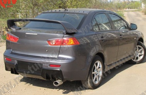 Накладка (юбка) заднего бампера "EVO" var №2 для Mitsubishi Lancer X (2007-2016)
