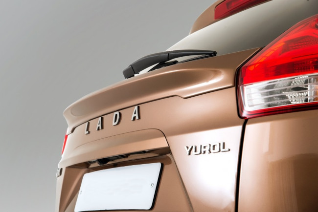 Аэродинамический обвес для LADA X-Ray