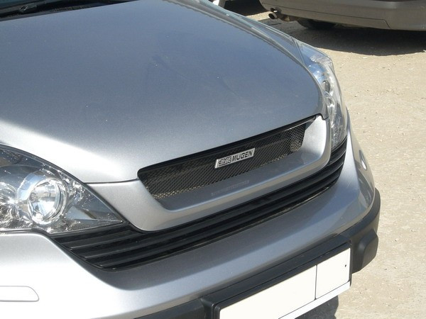 Решетка радиатора (сетка в комплекте) "MUGEN Style" для Honda CR-V (2007-2009)