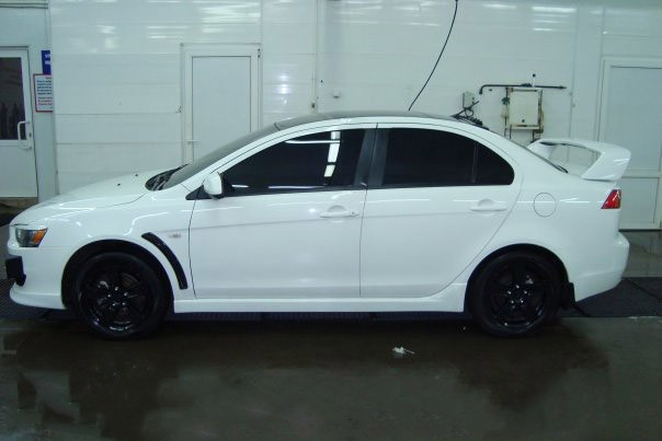 Накладки на пороги "EVO" для Mitsubishi Lancer X (2007-2016)