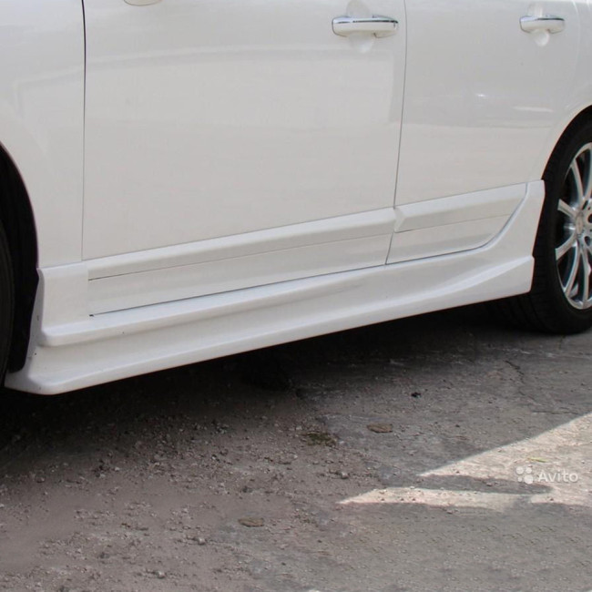 Накладки на пороги "INGS Extreem" для Honda Civic 4D (2006-2012)