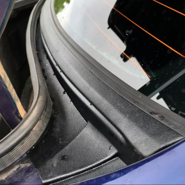 Накладка (Жабо) в проем заднего стекла (без скотча) "АртФорм" для ВАЗ 2190 LADA Granta (2011-н.в.) седан Накладка (Жабо) в проем заднего стекла (без скотча) "АртФорм" для ВАЗ 2190 LADA Granta (2011-н.в.) седан