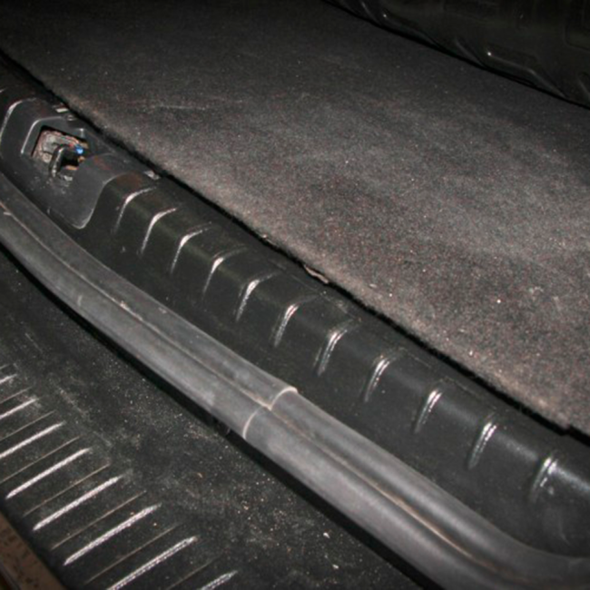 Накладка в проем багажника "АртФом" для Renault Duster (2011-н.в.) Накладка в проем багажника "АртФом" для Renault Duster (2011-н.в.)